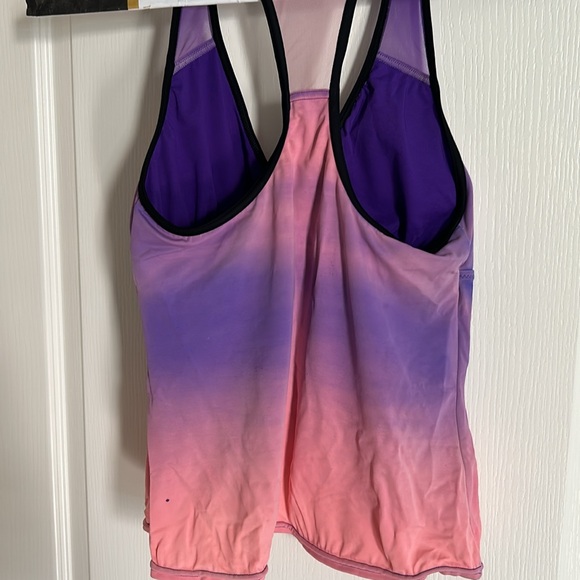 4- swimsuit tops , used ,Different brands , exposure,profile, jag, Anne Cole. - Picture 9 of 9